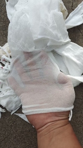 长期出售袜子下脚料，白色锦氨废料，现货有6米8一车，货在浙江金华