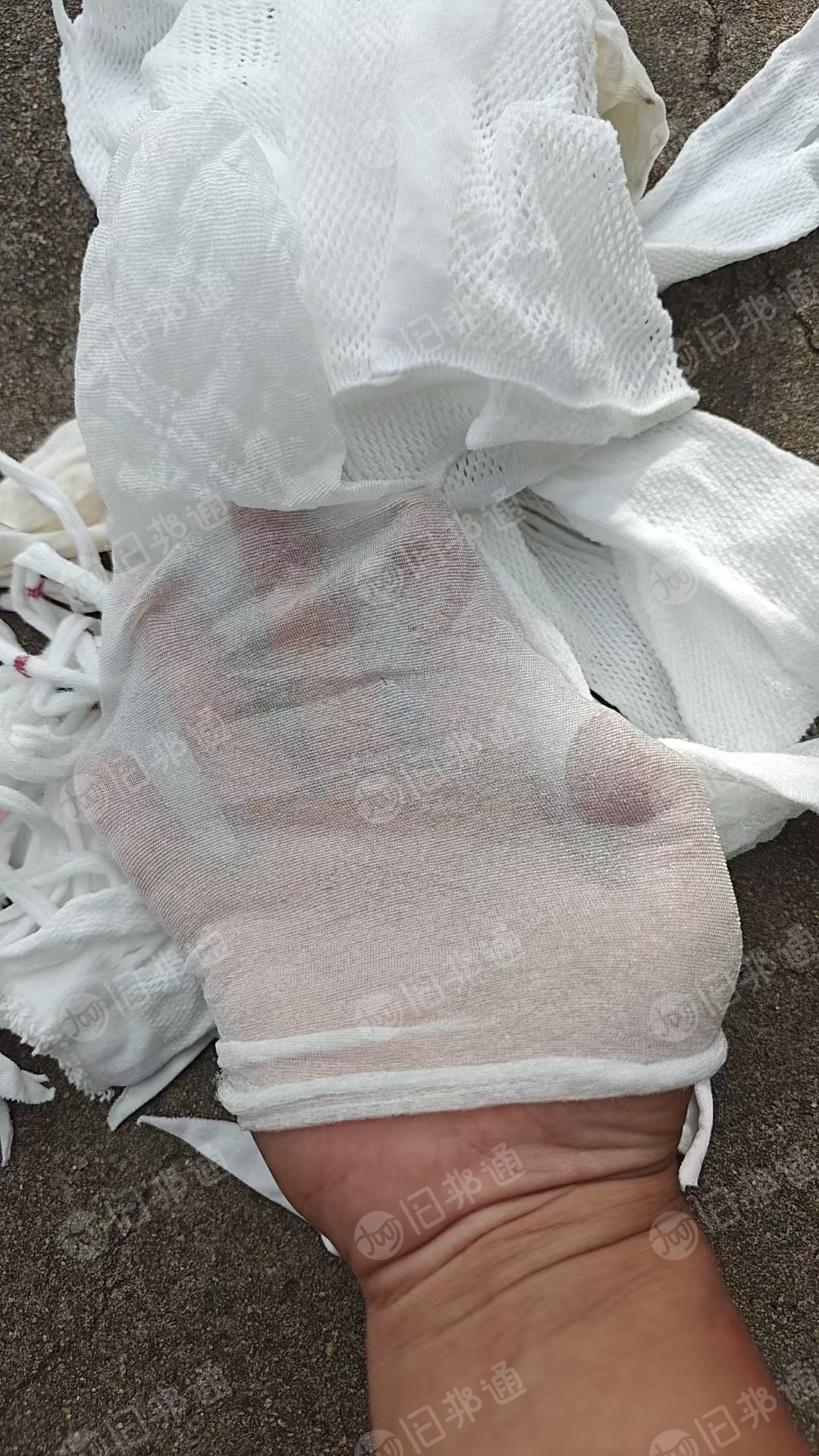 长期出售袜子下脚料，白色锦氨废料，现货有6米8一车，货在浙江金华