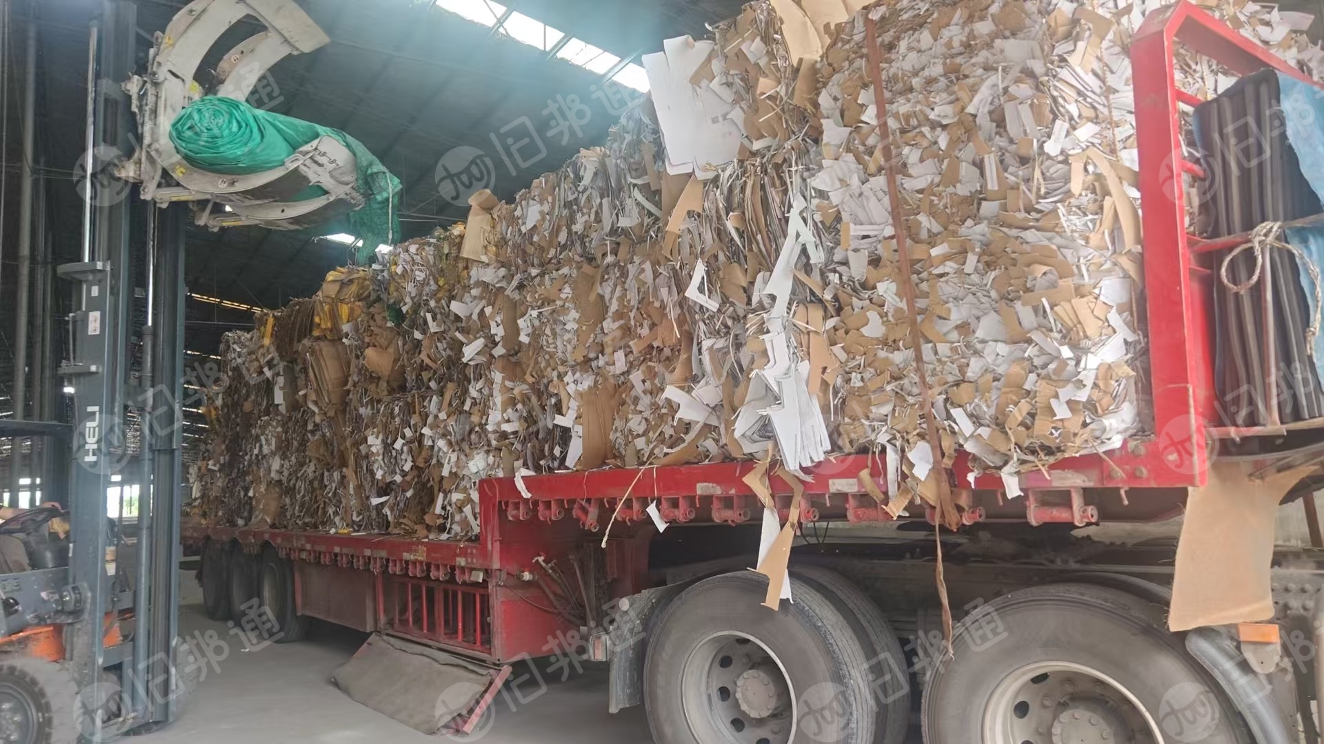 长期出售工厂下来的纯黄板纸边角料