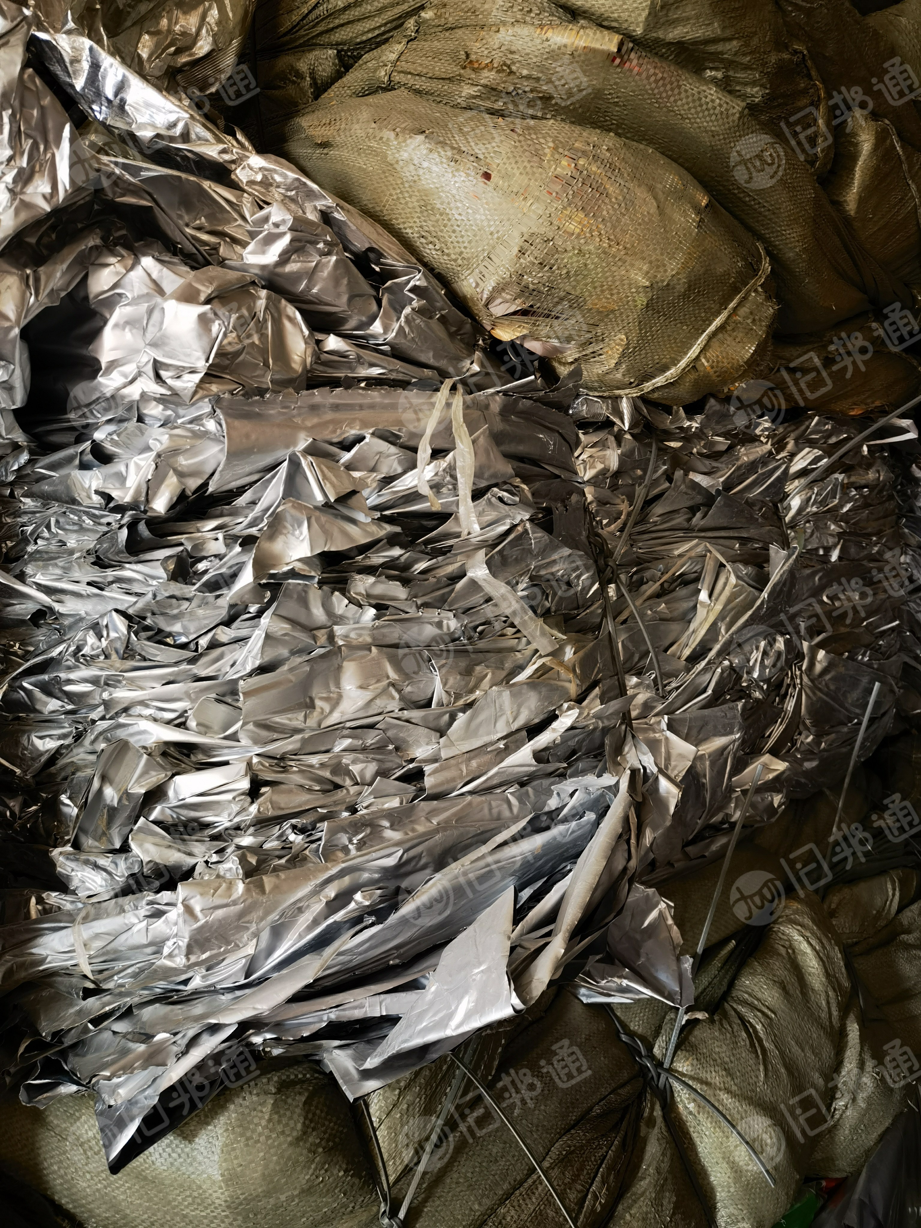 求购铝塑膜炼油料，月需上千吨