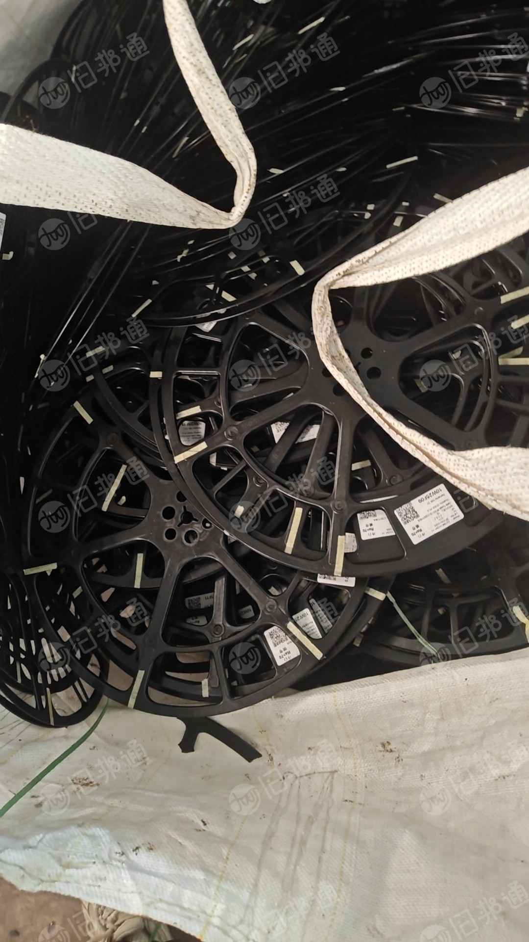 出售pc.abs合金破碎，电影盘破碎料