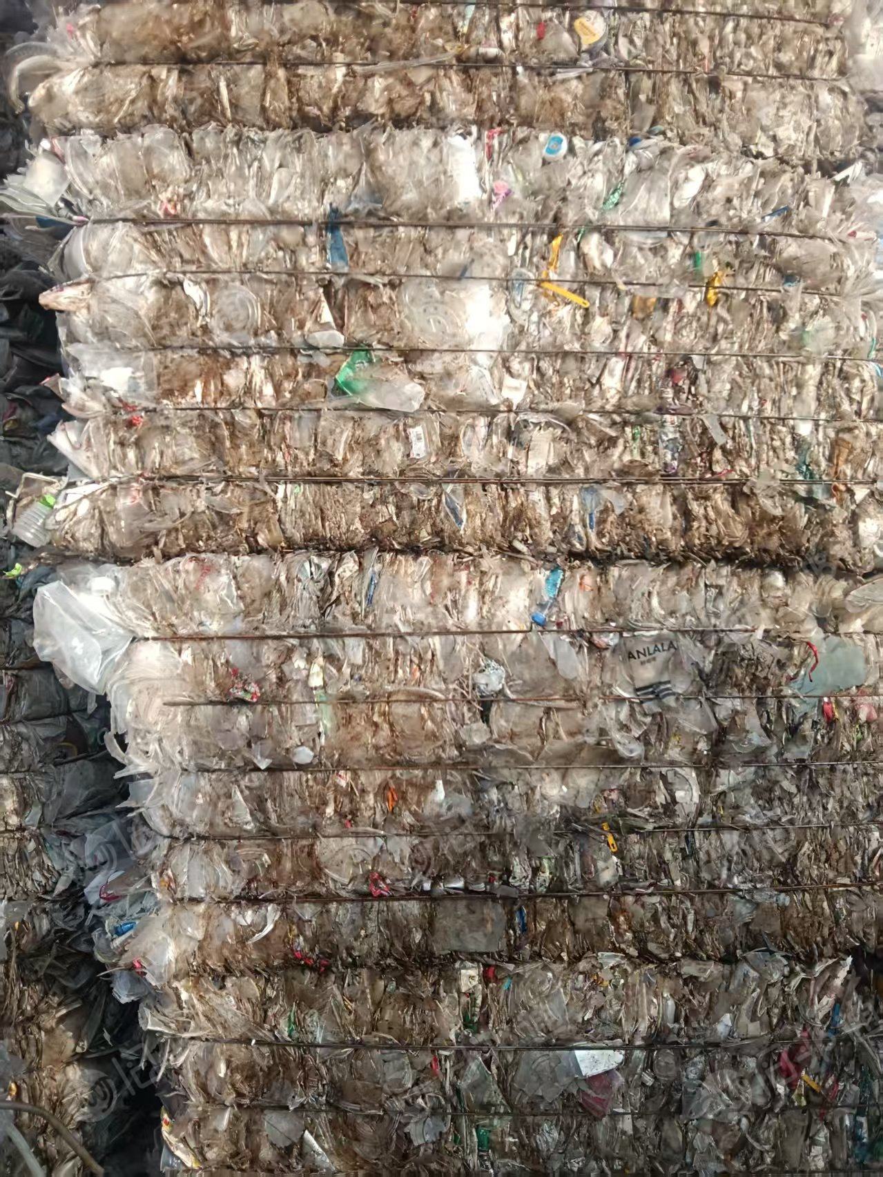 常年出售餐盒压块，内含奶茶杯，无聚酯