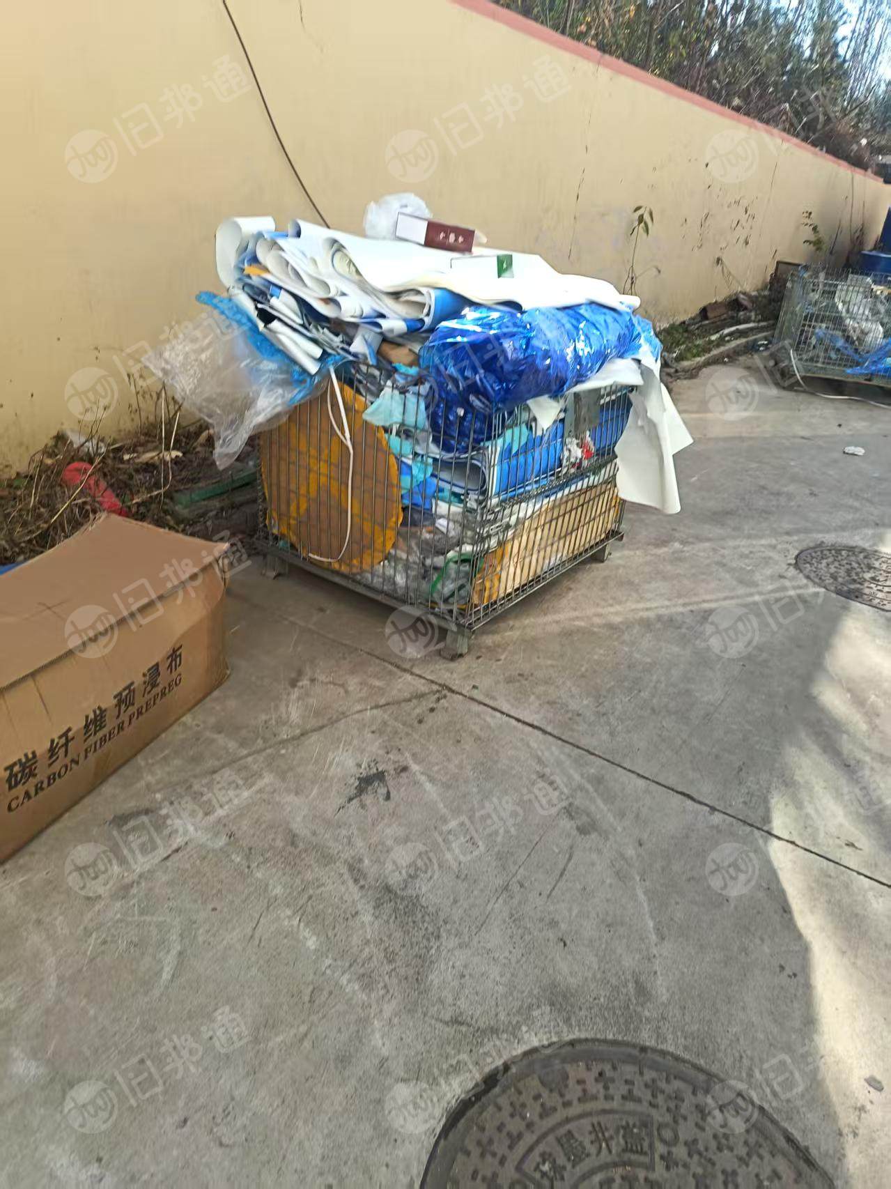 出售离型纸废料,有带膜也有无膜