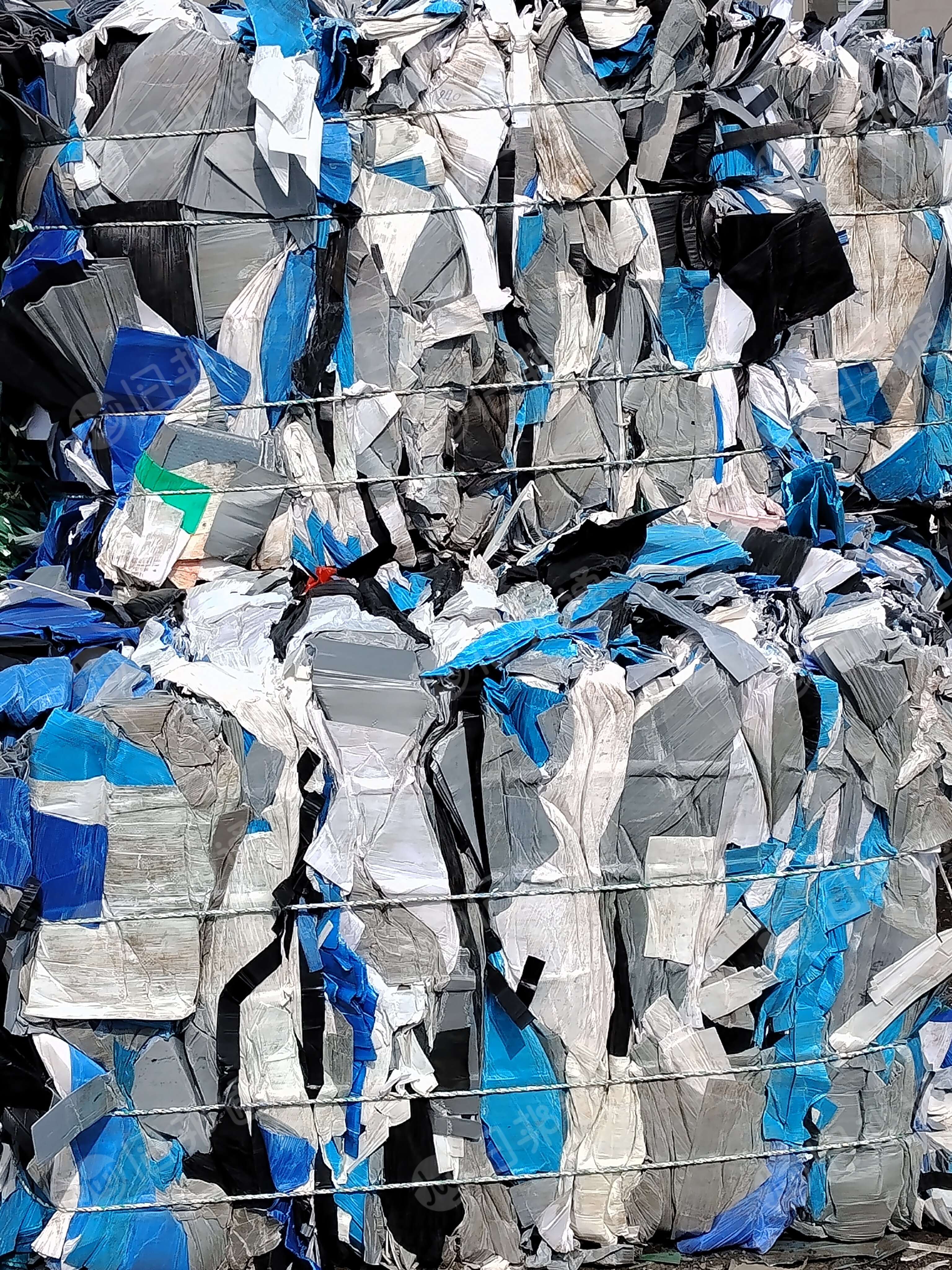 出售中空板毛料，现货50吨