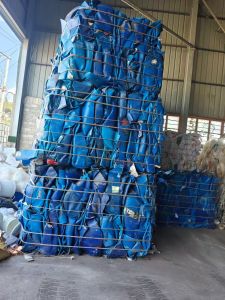 出售大蓝桶切片压块