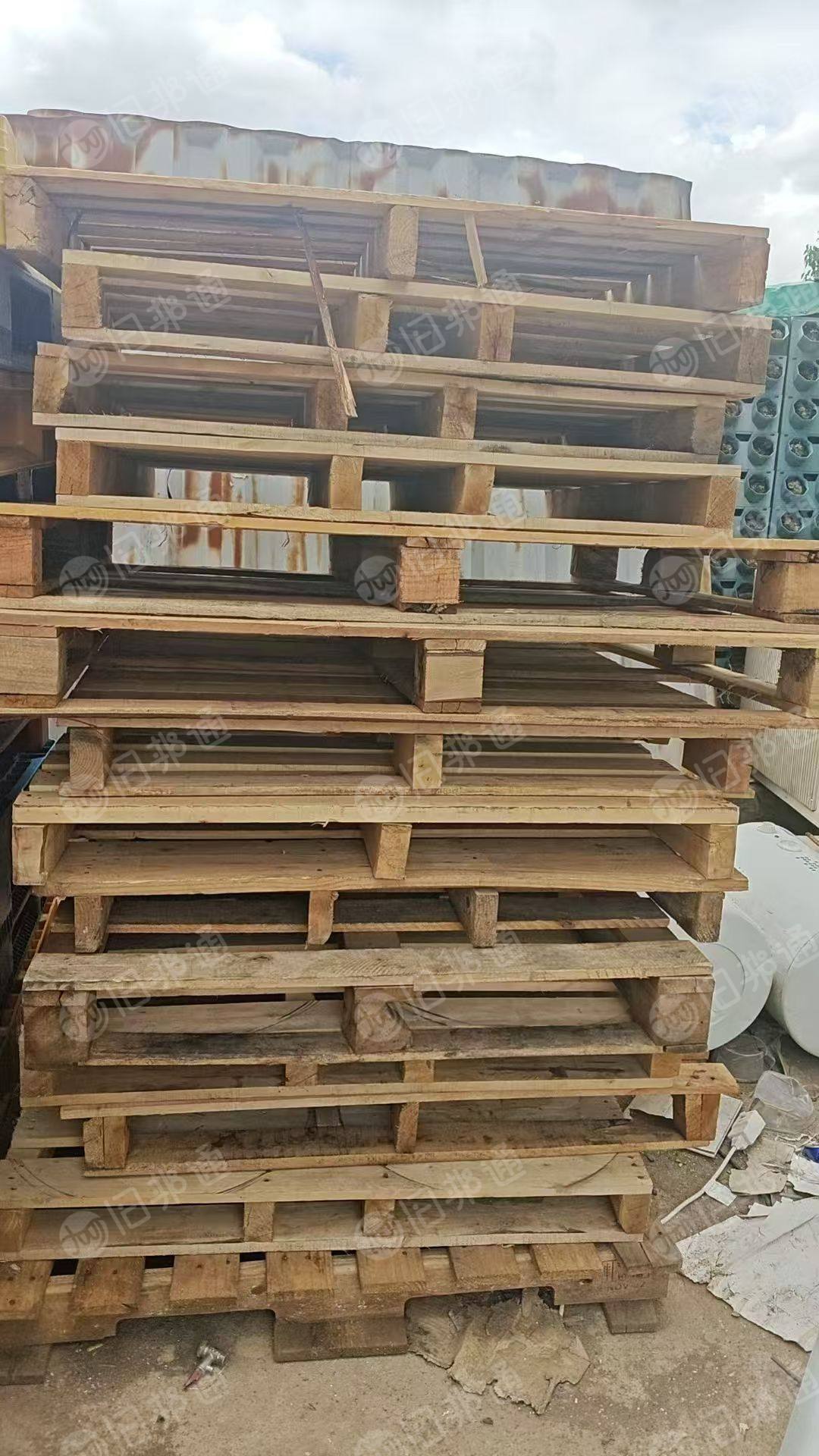 出售二手木托盘，木托盘
