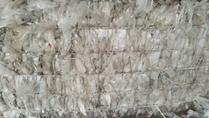 出售水洗pp膜废料，现货30吨