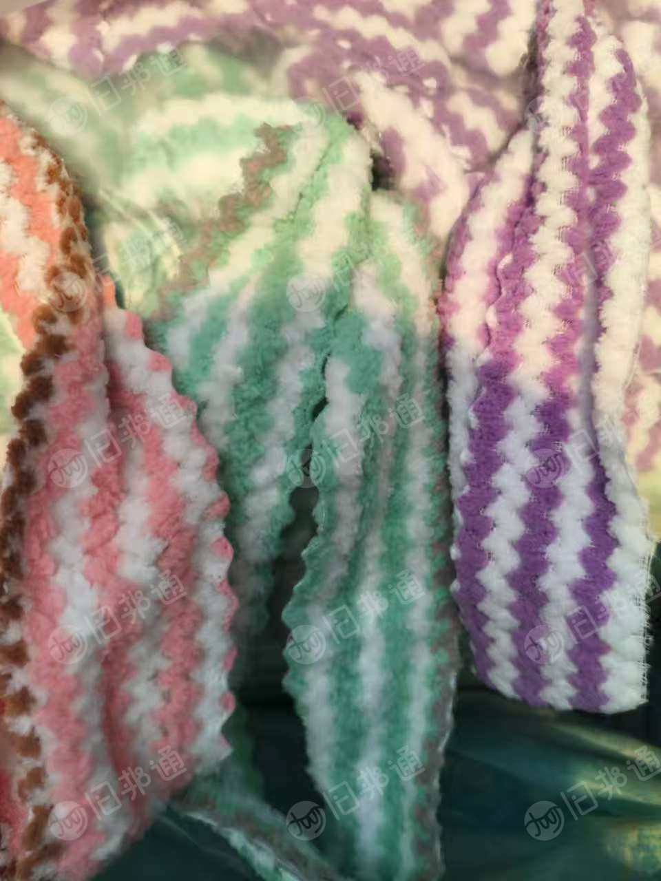 长期出售涤纶废布涤纶布条，有裁剪好的，也有没有裁剪的，没有裁剪的有8吨左右，货在河北石家庄