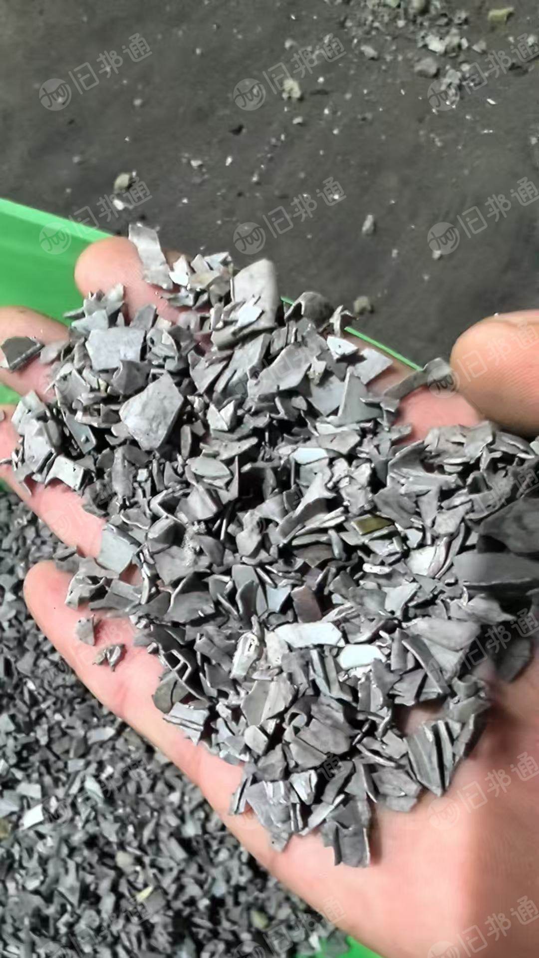 长期出售干粉PVC冰箱密封条破碎料，软质PVC冰箱密封条破碎料