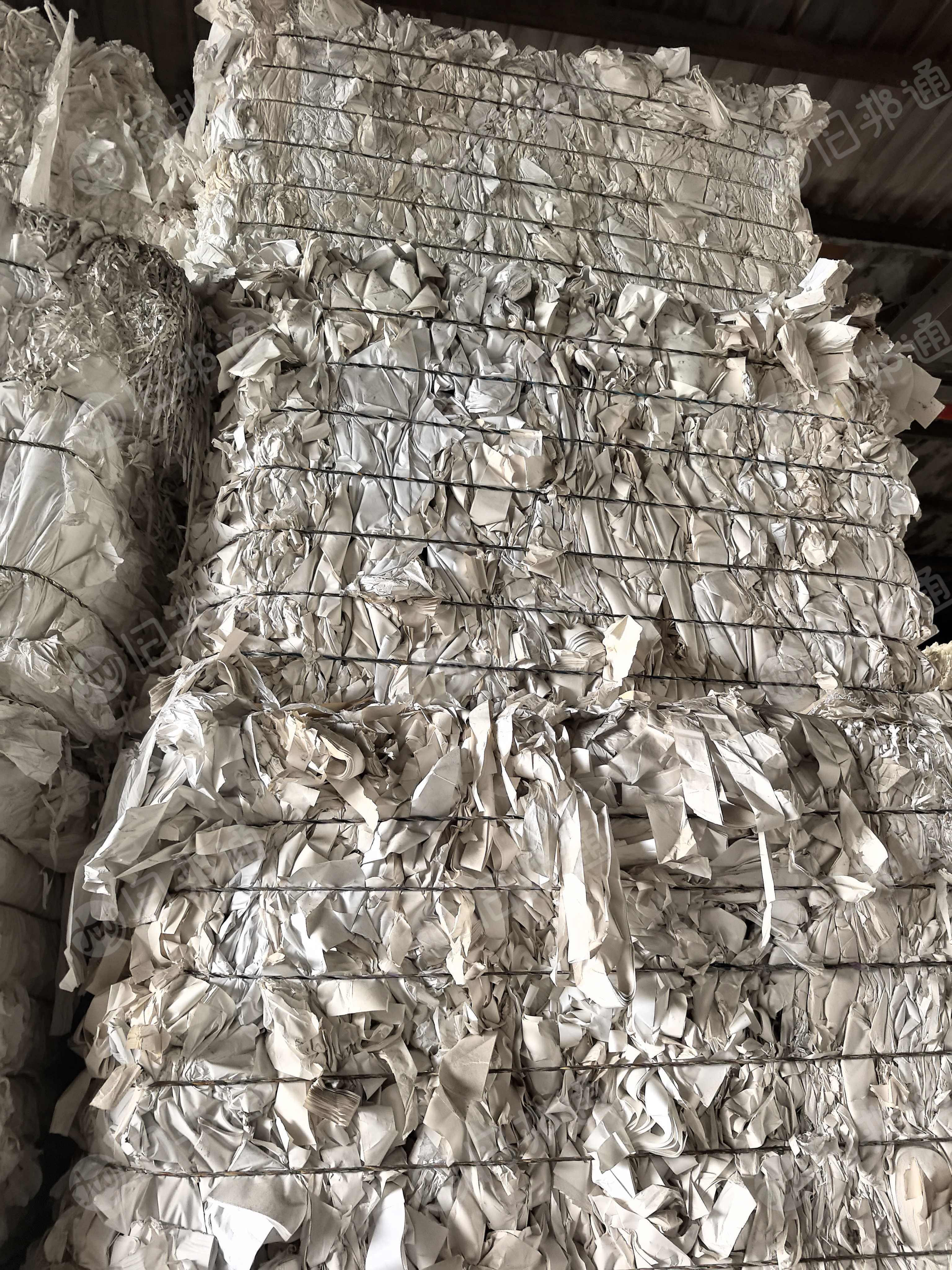 长期出售无膜白牛皮纸废料