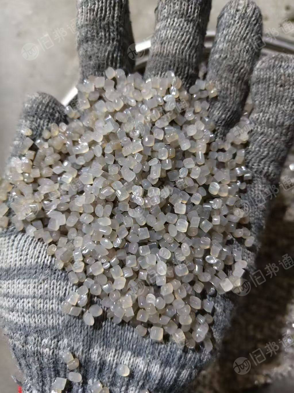 出售纯缠绕膜颗粒，粘膜颗粒