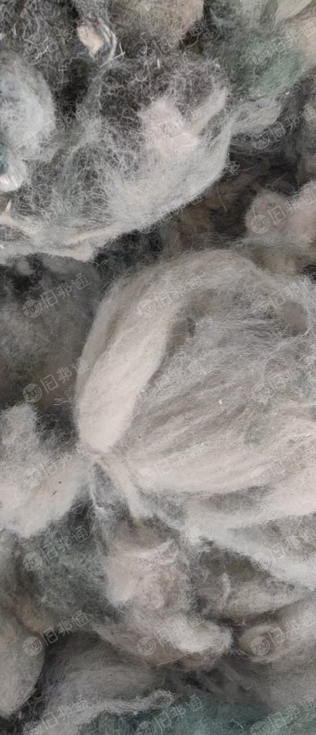 长期出售土工布厂下来的涤纶长丝无纺布，短丝无纺布，土工布废料，废棉，比例差不多一半，现货13米一车