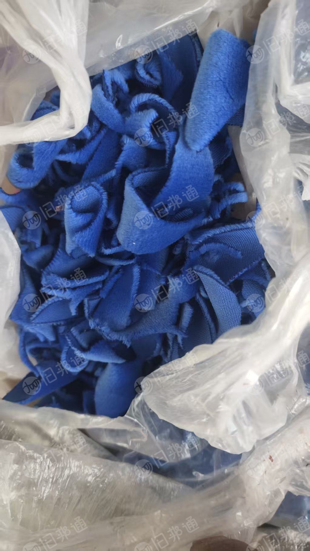 长期出售毛绒玩具下脚料，涤纶废布，绒布下脚料，涤纶深色和氨纶6米8够一车