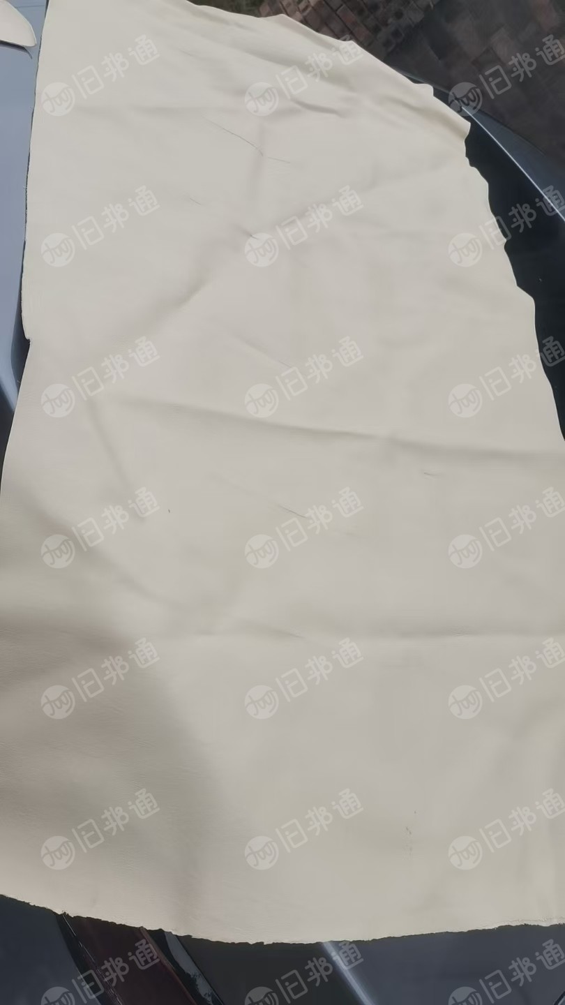 长期出售皮革厂下来的人造革边角料,人造革,每隔几天就出9.6米一车