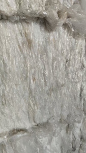 出售水洗高压膜废料，缠绕膜80%，平板膜20%，月供10吨