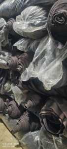 出售高弹单面北极绒布，库存绒布，灰色，门幅1.8克重270，现货有两吨多，货在浙江绍兴