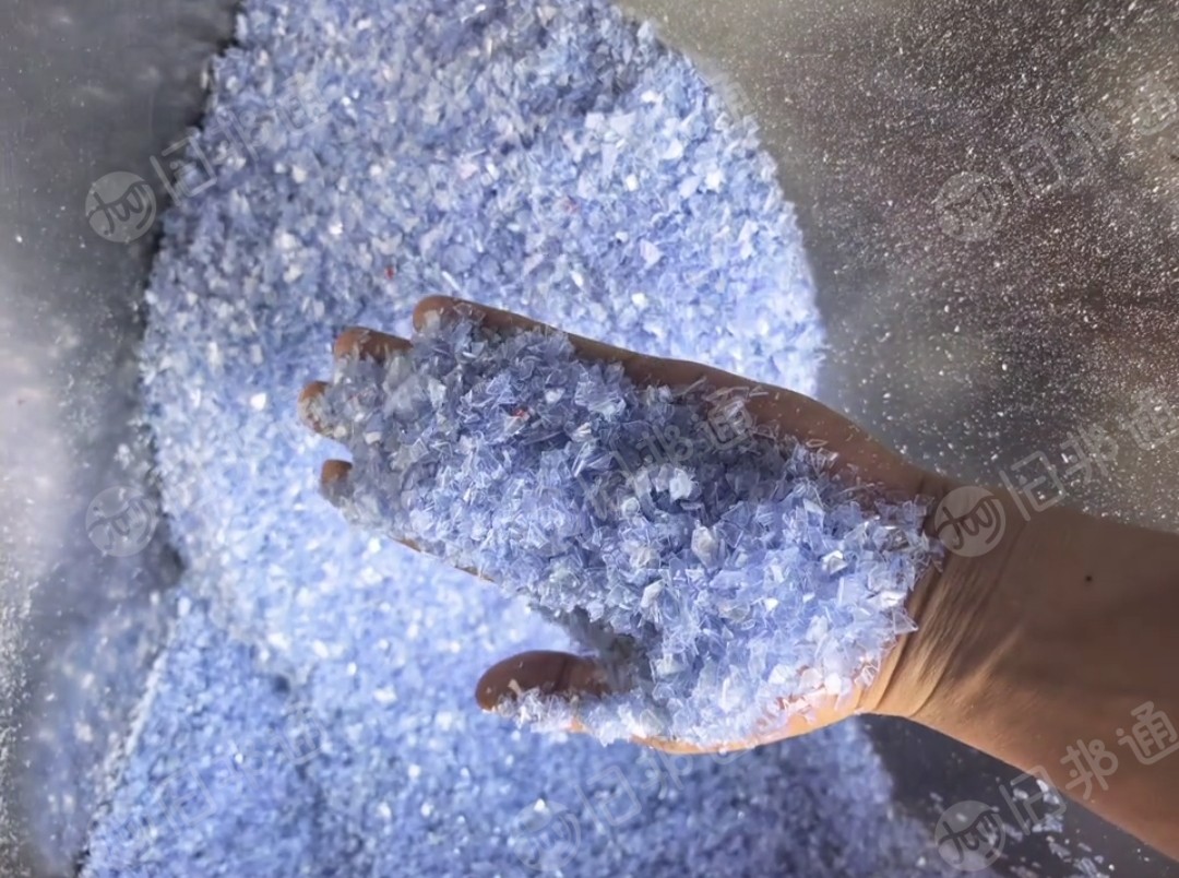 大量出售PVC电子管破碎料