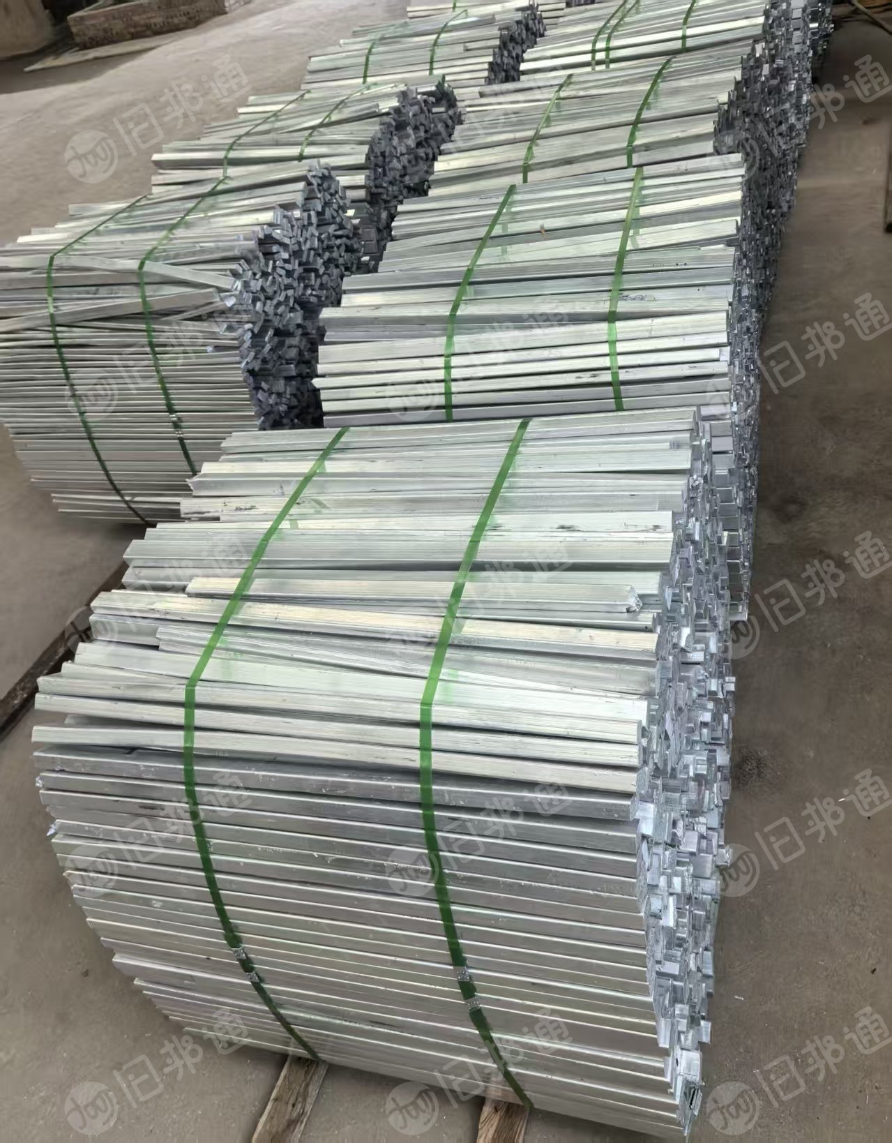 出售铝型材，脱氧铝块，现货50吨左右