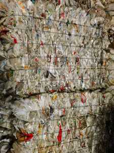 出售白罐压块，白乙压块，现货一挂车