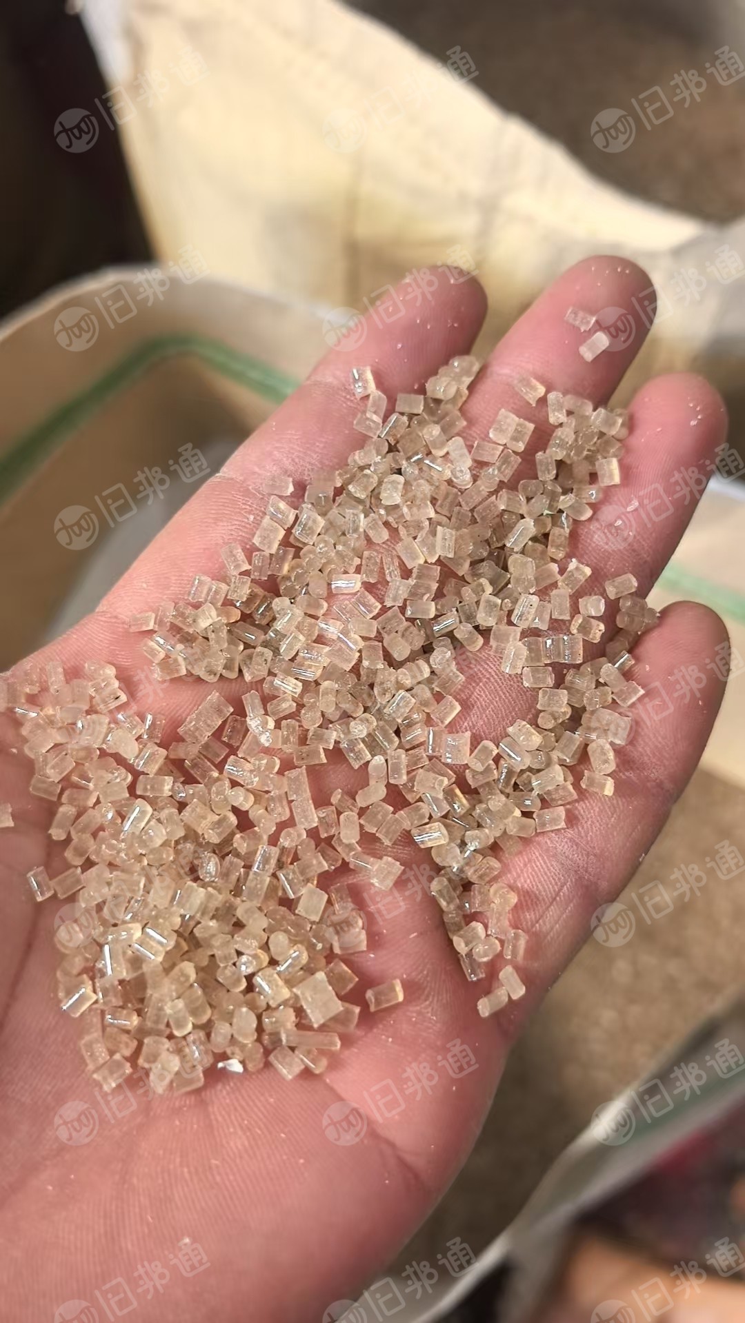 出售EPS颗粒，茶色的，过40目，现货十几吨