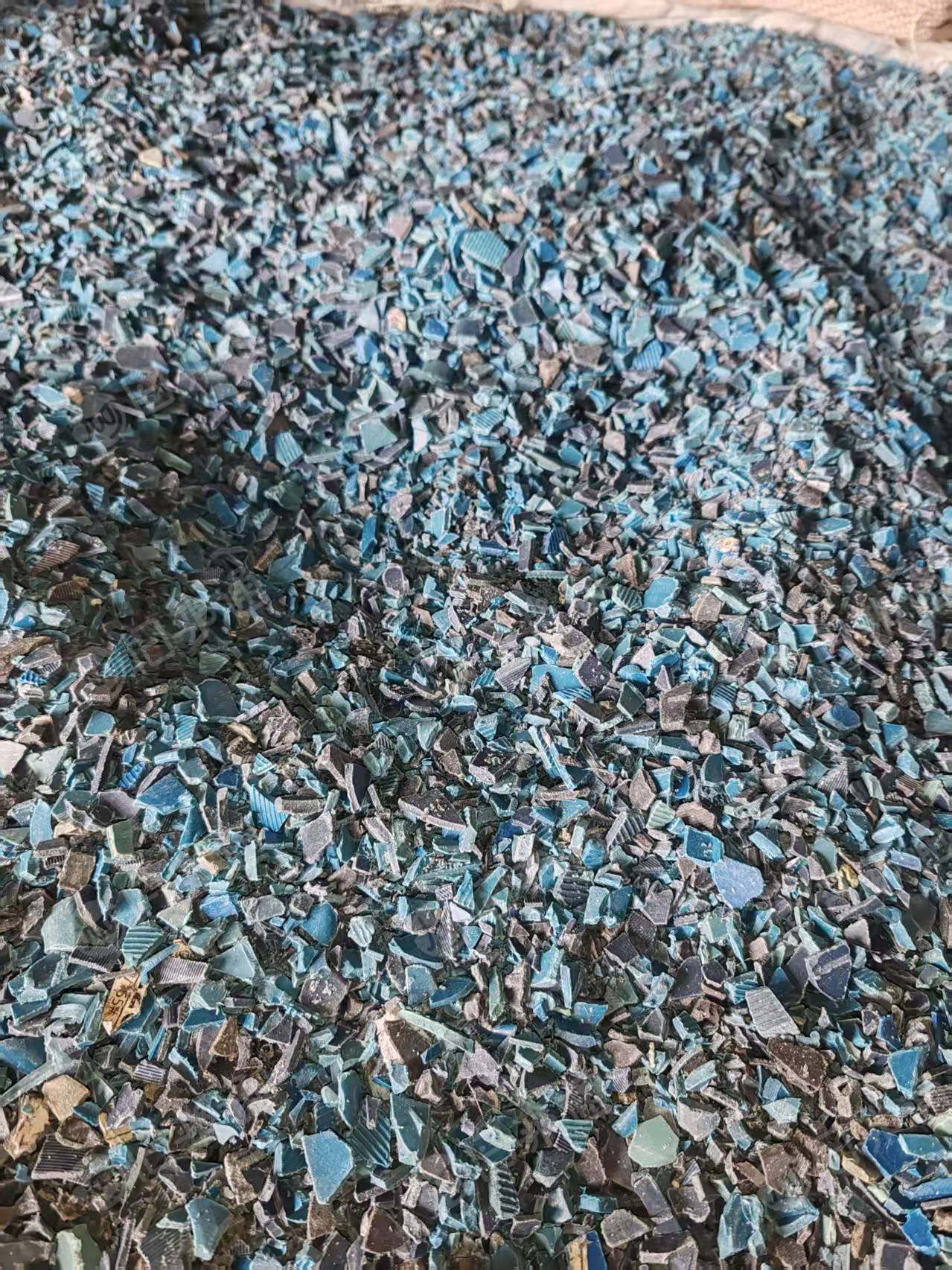 出售漆包线轮子破碎料，沉水pp破碎料，月供200吨