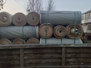 现货处理一批库存布，门幅1.04米，克重45克左右，现货5吨，货在山东临沂