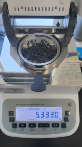 出售一次性托盘注塑PP颗粒，熔指4 冲击6 灰分5 密度0.98，月供300吨