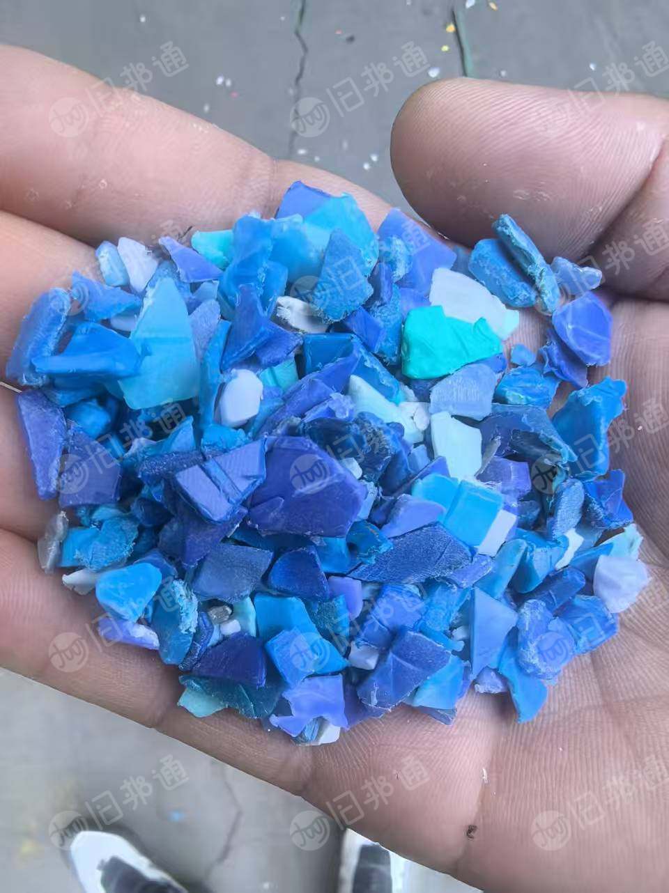 长期出售各种色工程丙破碎料，冲击45+，溶脂7 灰分1