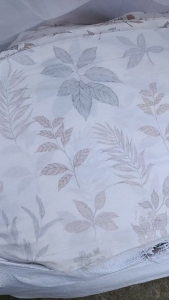 长期大量出售刀口布，有全棉的，涤棉的，化纤的比较多，18-40公分都有，货在江苏南通