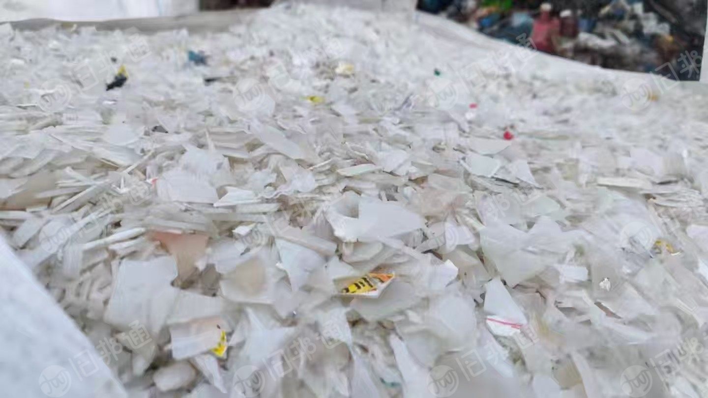 长期出售白乙破碎料，二白破碎料，水洗的