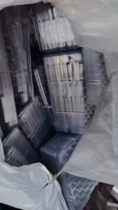 长期出售电子厂下来的pet吸塑盒废料，无油无标签