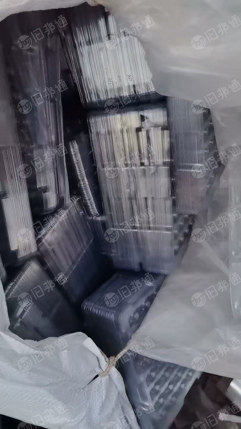 长期出售电子厂下来的pet吸塑盒废料，无油无标签