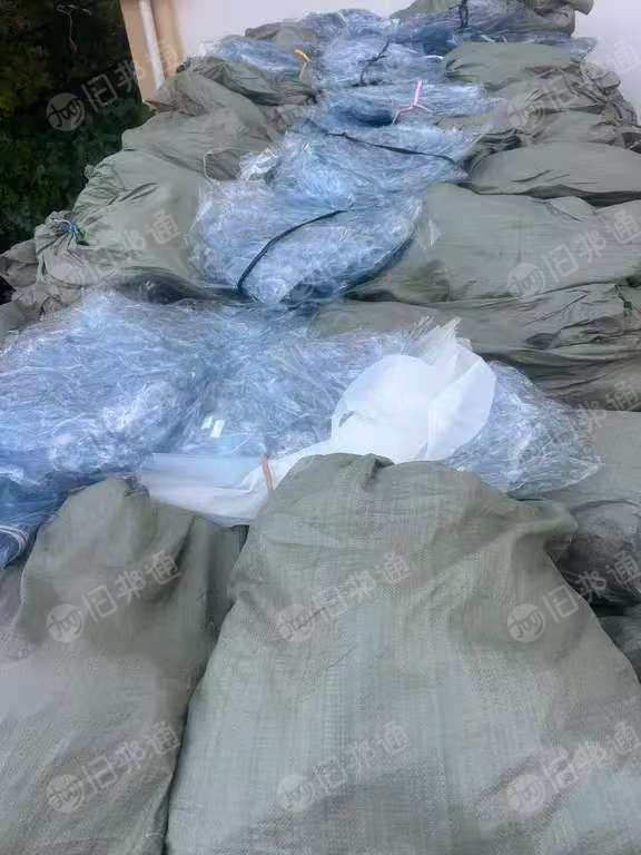 长期出售软质透明pvc废料，现货30吨