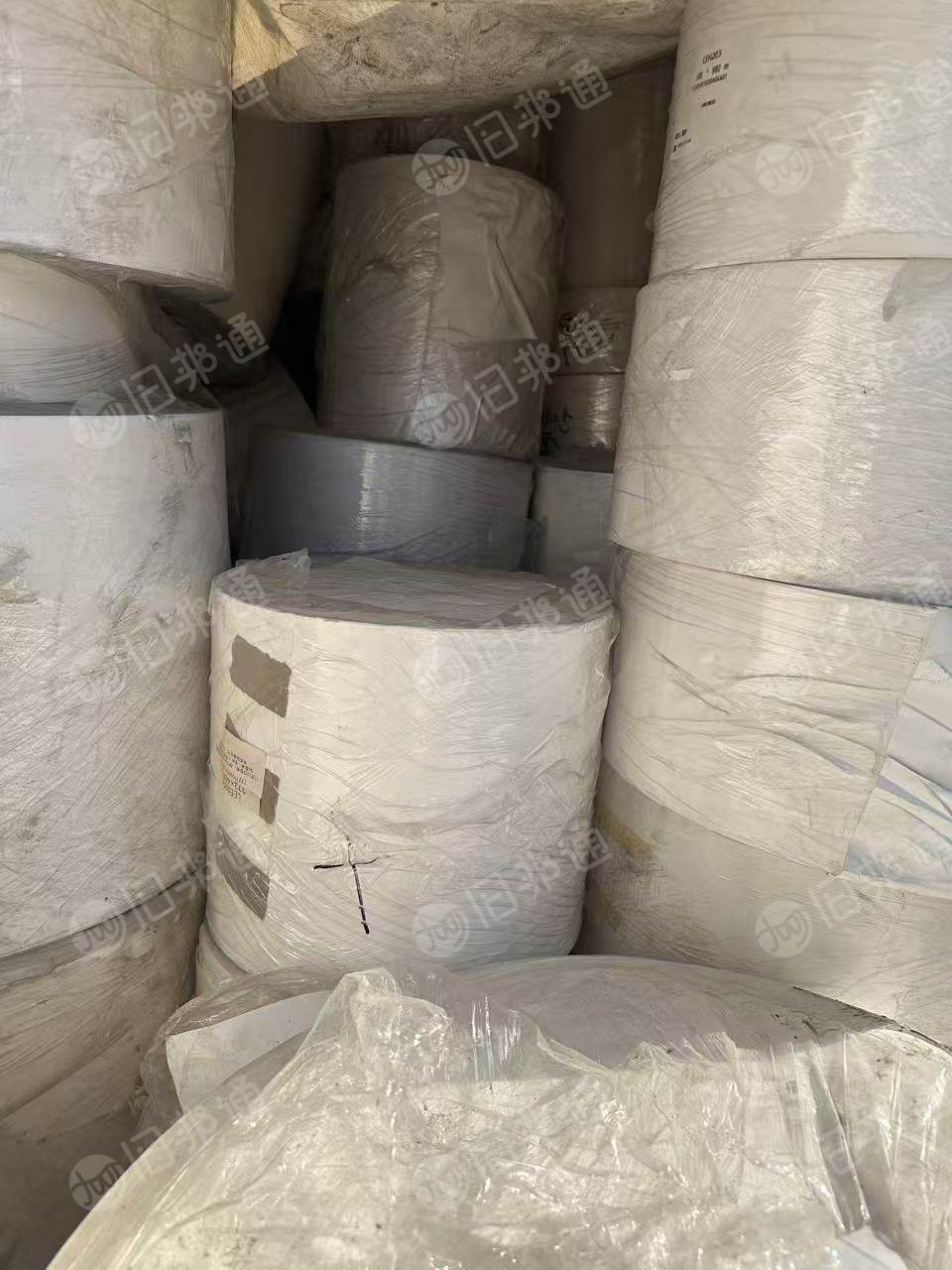 出售卷筒格拉辛纸，一层格拉辛一层PP膜，可以二次利用