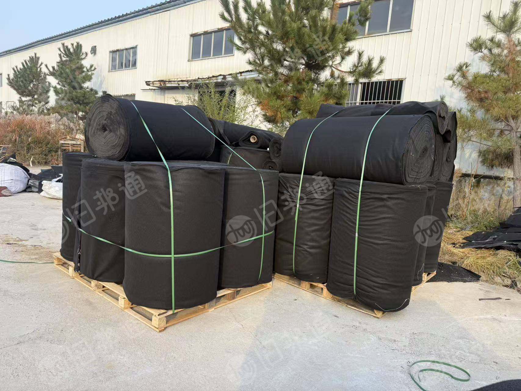  出售起绒毯，汽车内饰料，汽车内饰卷材，门幅1米55以上，一米六，现货十三四吨