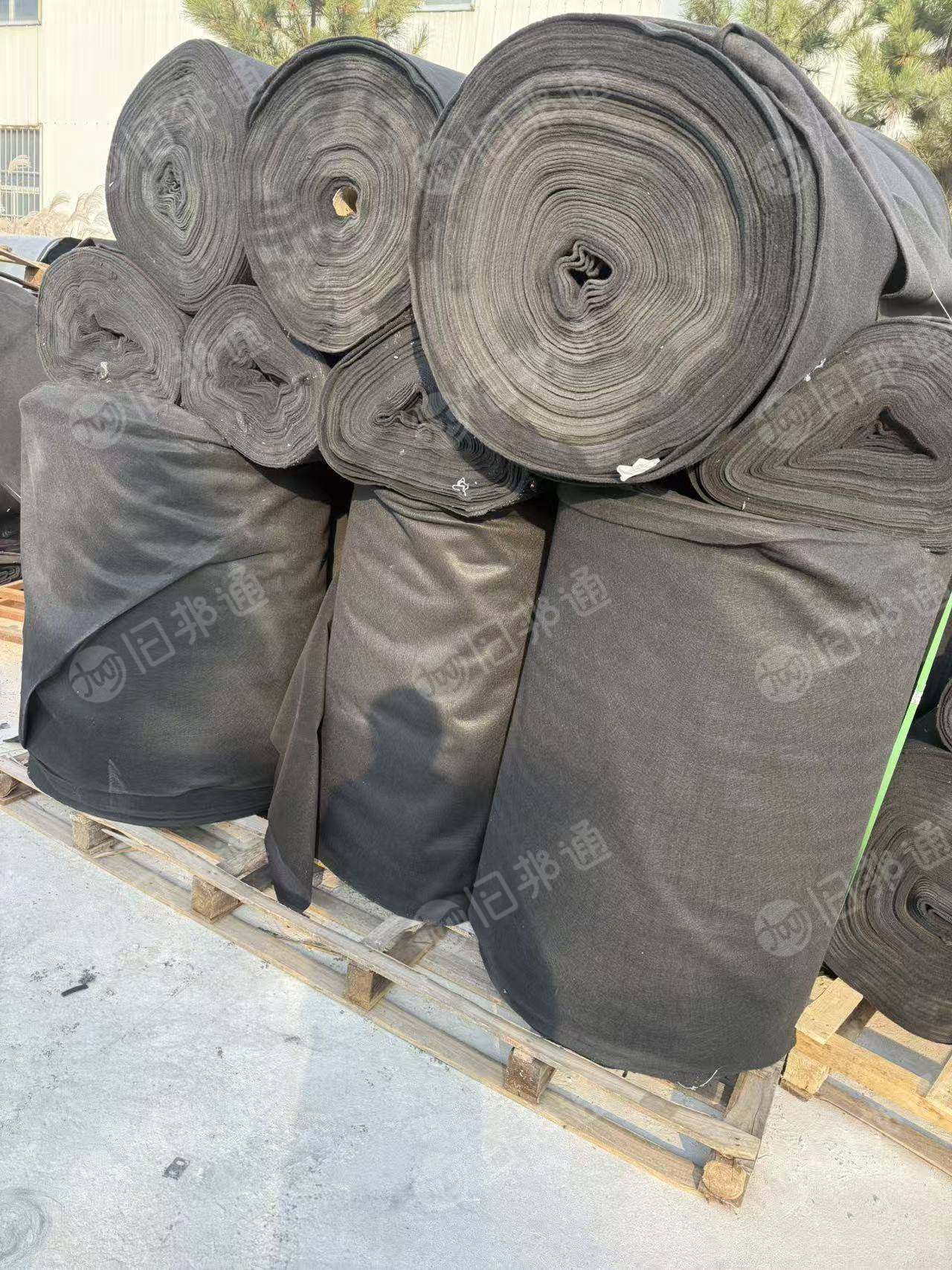  出售起绒毯，汽车内饰料，汽车内饰卷材，门幅1米55以上，一米六，现货十三四吨