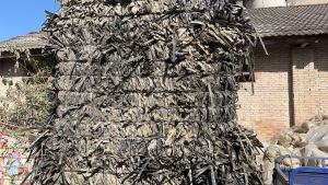 出售滴灌带废料，压包的，现货30/40吨