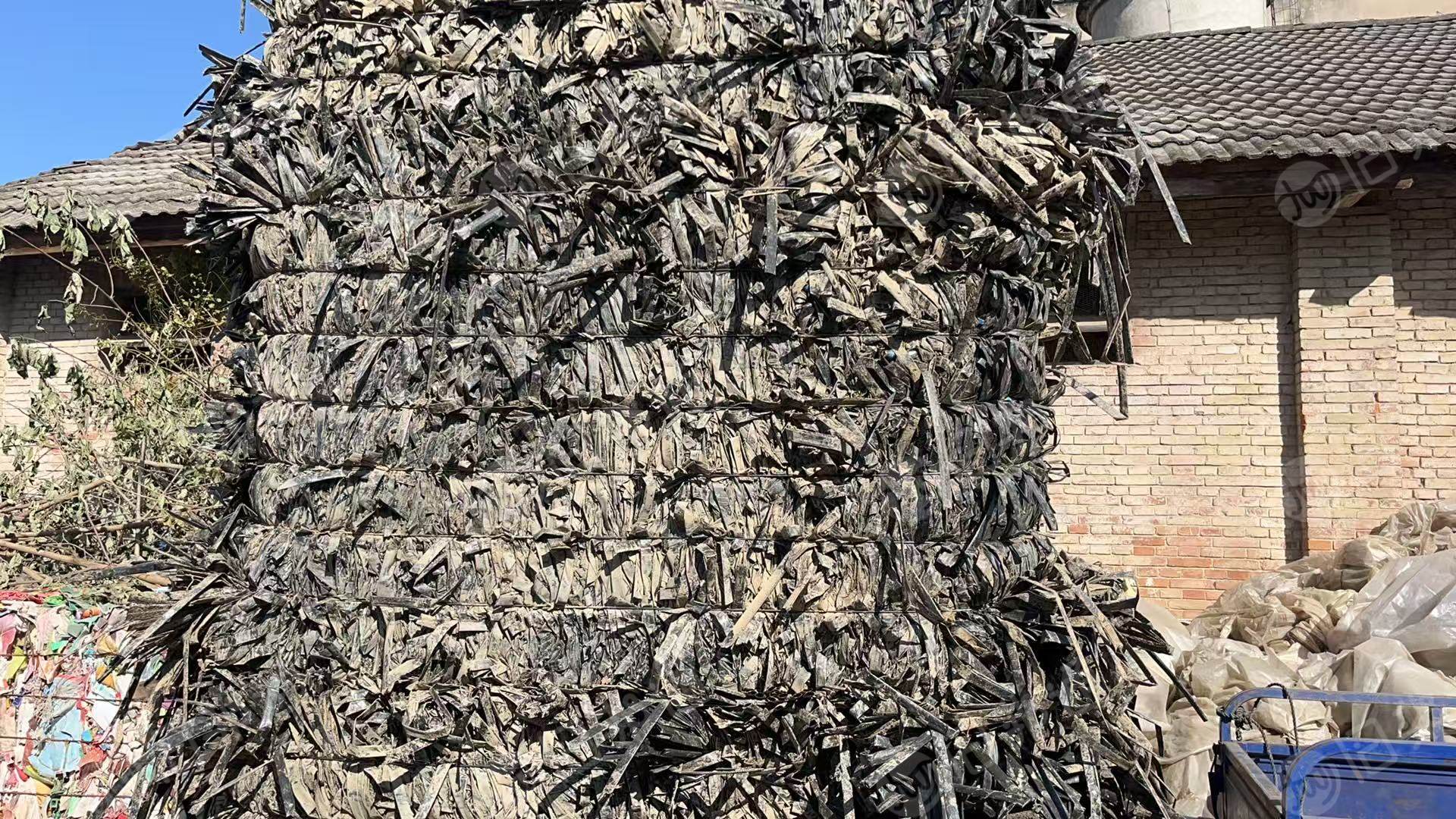 出售滴灌带废料，压包的，现货30/40吨