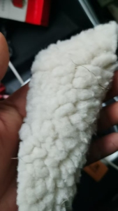 出售拉丝废布，服装厂下来的，有涤纶的和氨纶复合的，可分拣也可以统货出，大概20吨左右，在山东济宁