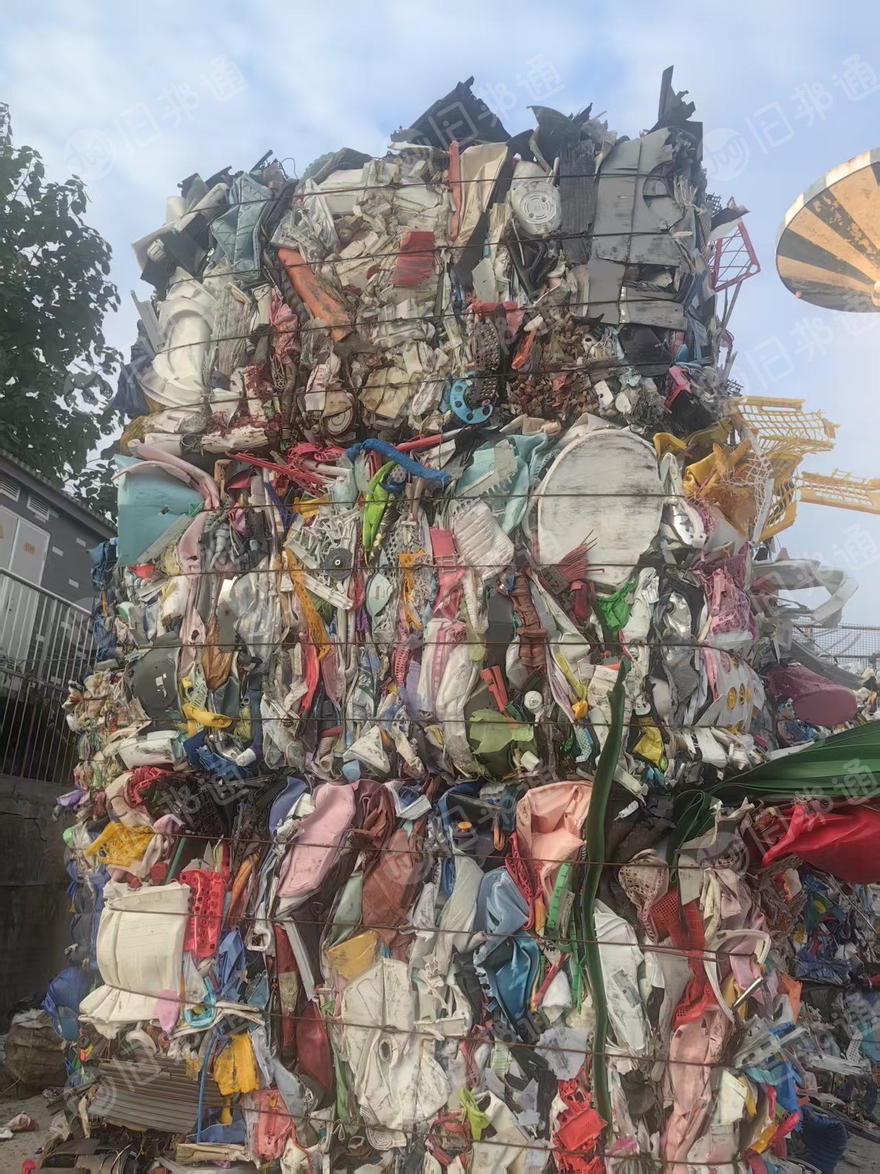 常年出售日杂丙压块,每个月70吨