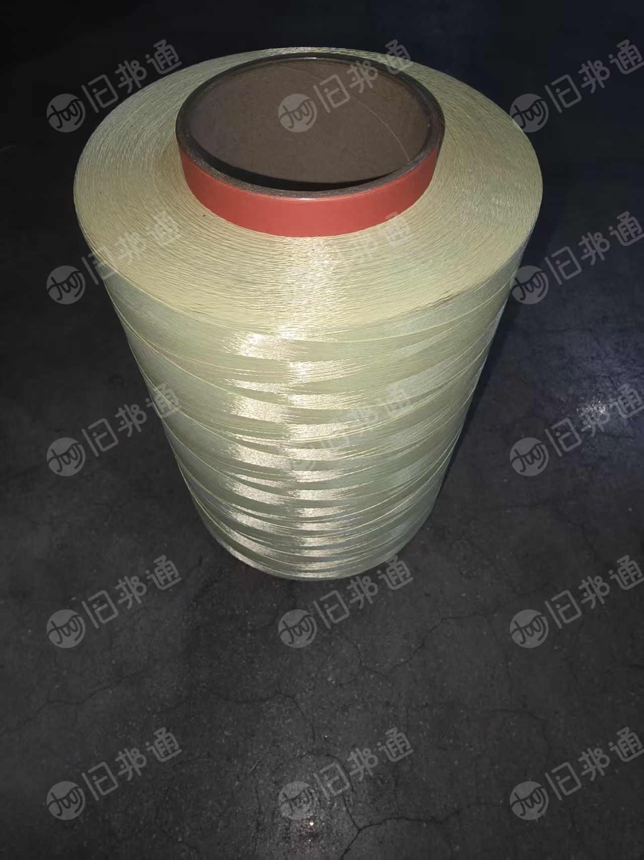 出售芳纶加捻线，芳纶纱线，1000D的，可以用来做橡胶，汽车配件的，都是原箱的，现货600公斤