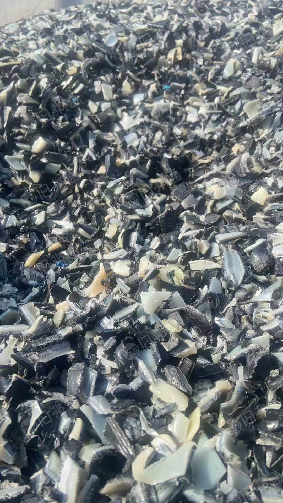 出售油箱破碎料，现货20吨左右