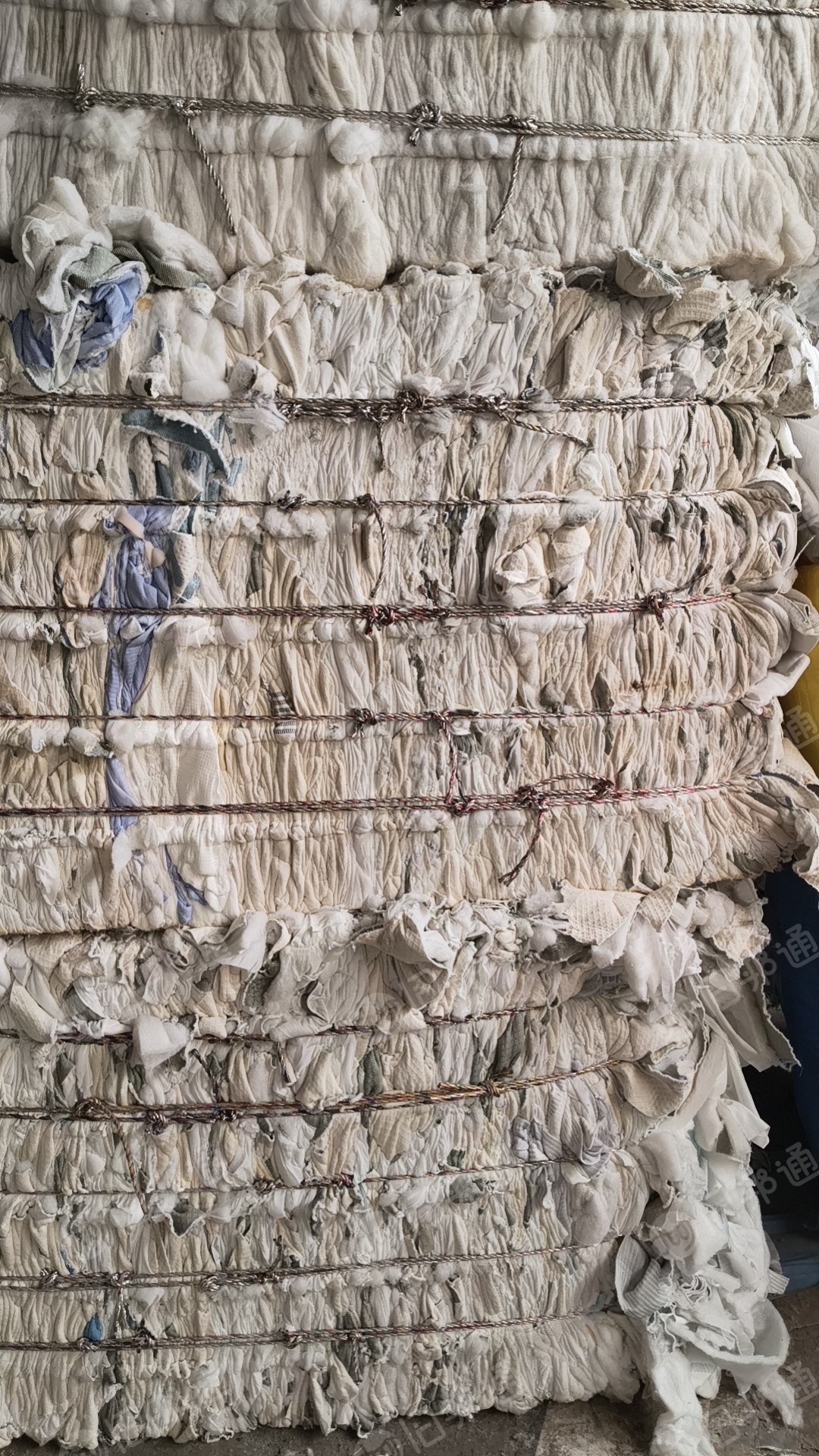 长期出售绗棉边角料, 床垫边角料,丝棉边角料,夹丝棉,有纯白,二白的,现货十几吨