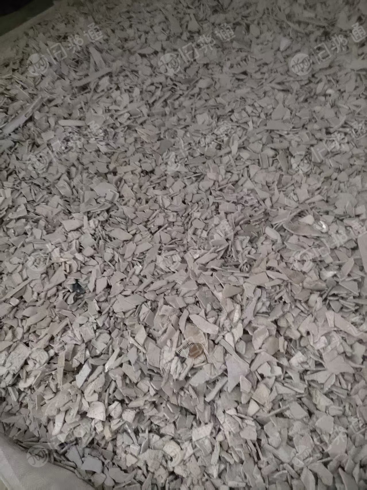 出售白色PP冰箱抽屉破碎料