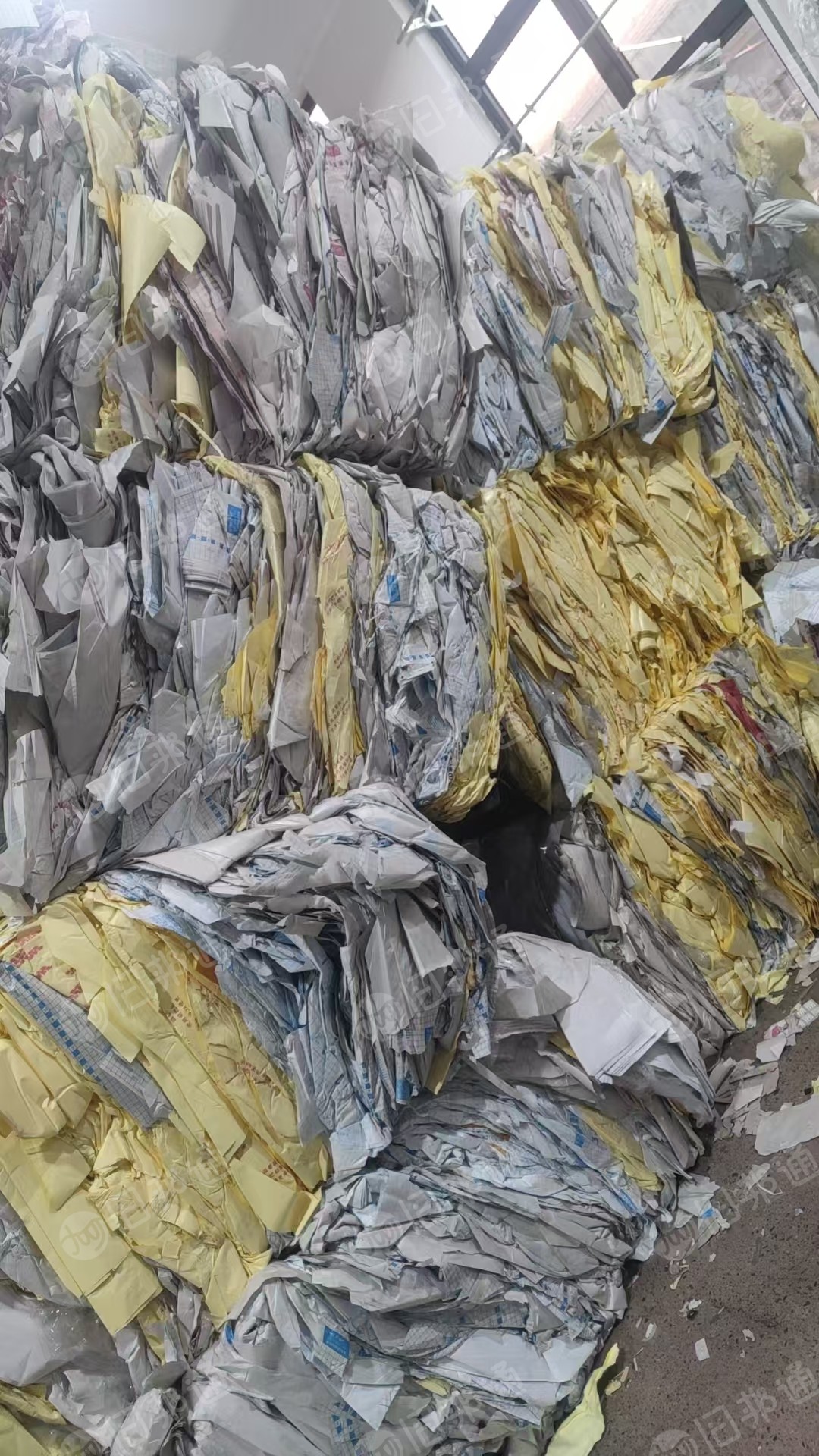 长期出售黄白淋膜纸废料