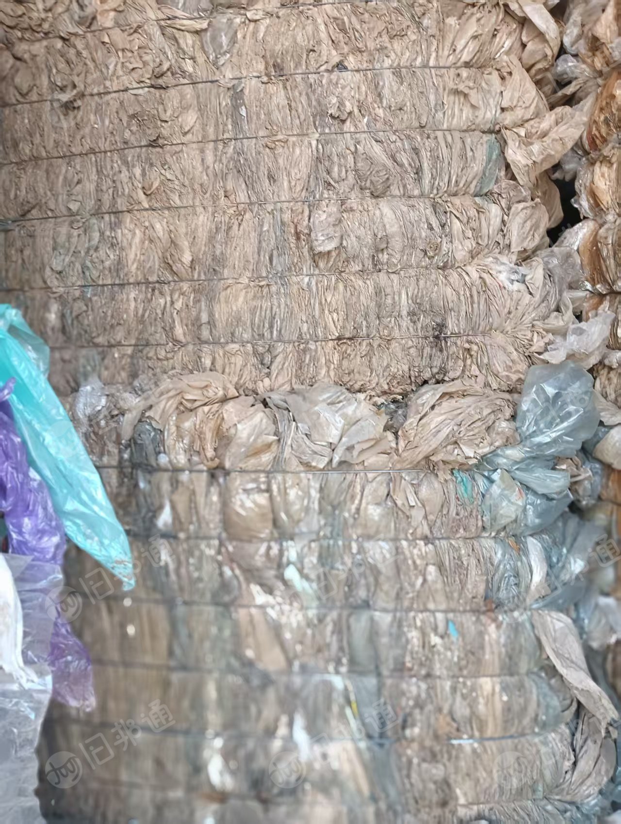 长期出售水洗的二级高压膜和西瓜大棚膜，现货2挂车