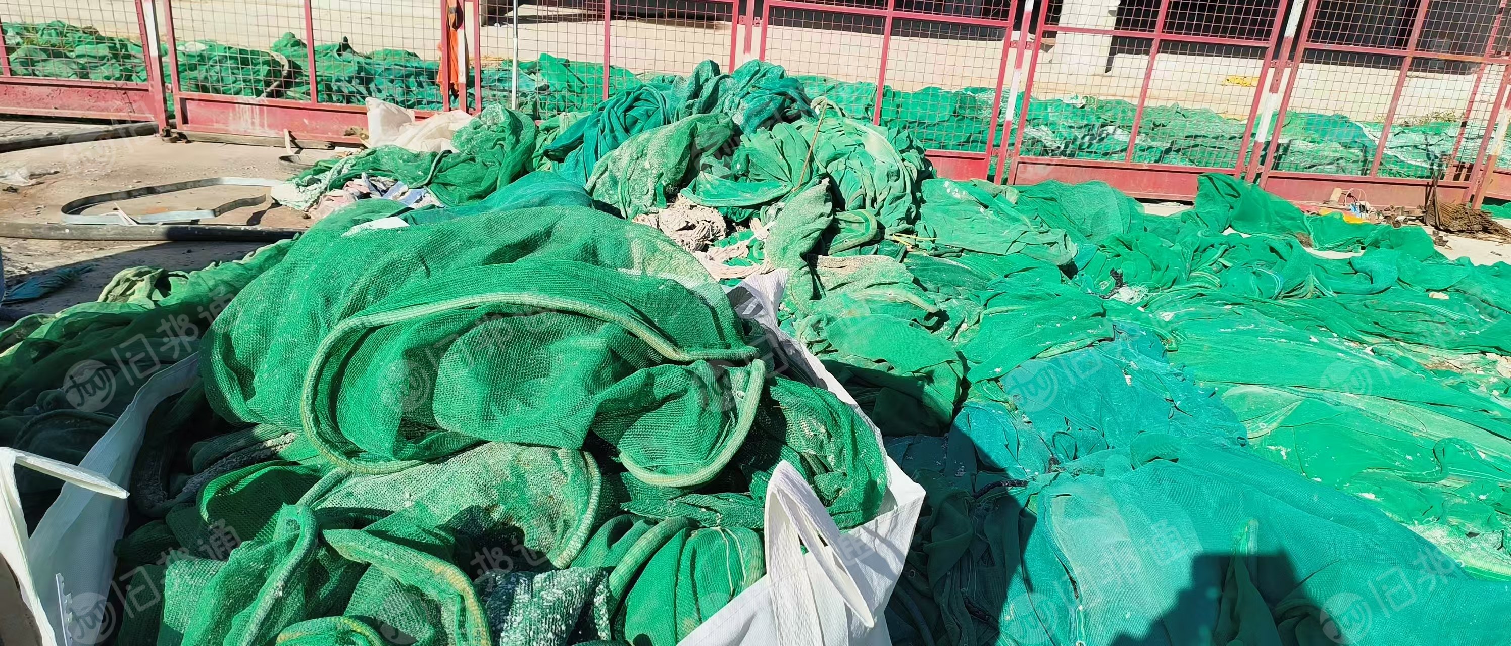 出售建筑工地下来的废旧安全网，浮水的，规格：1.8*6m，现货7万平米