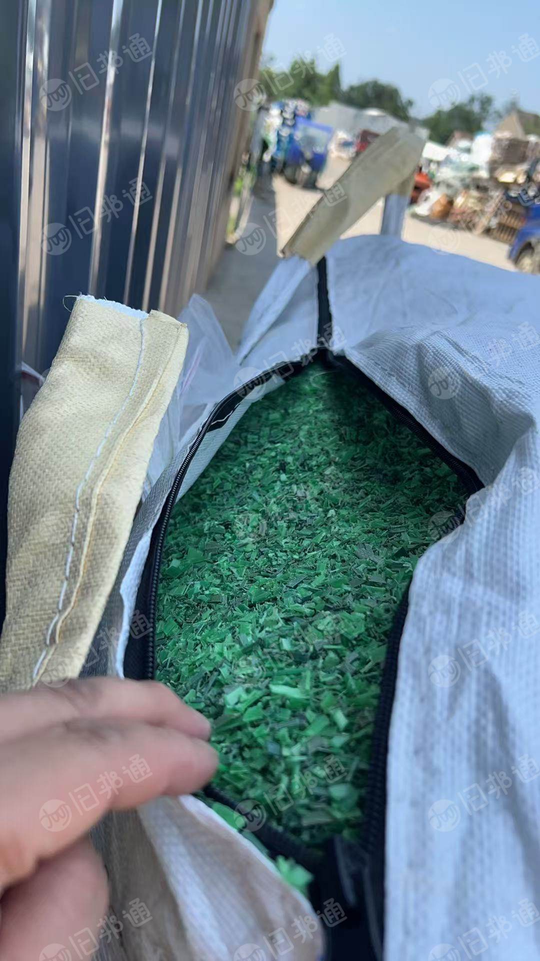 出售PET打包带破碎料，干破的，没有杂质，现货100多吨