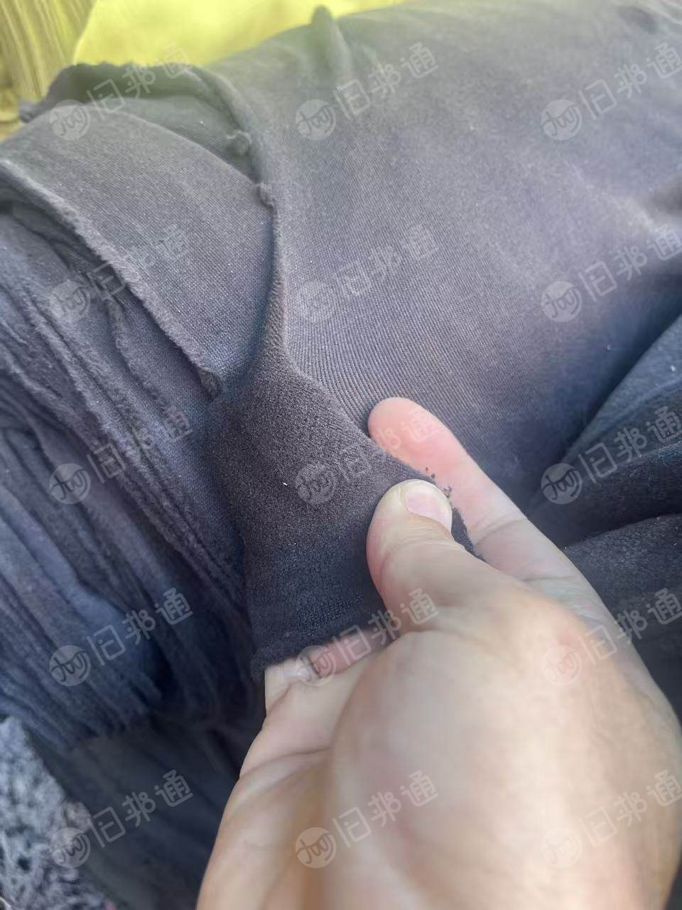 出售库存绒布，单面绒，也有兔毛，杂货，门幅基本1.8，克重200左右，现货有4吨左右，货在山东聊城