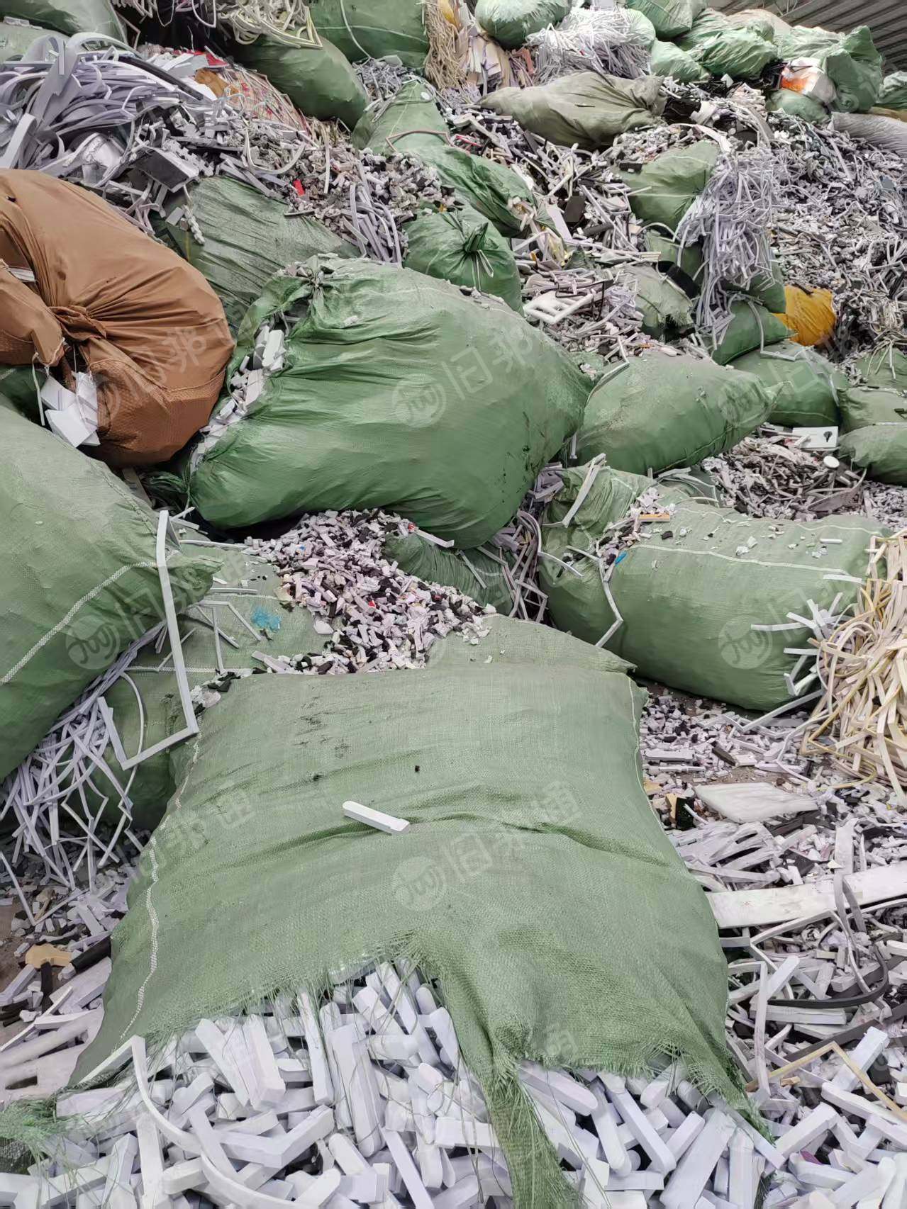 求购EVA边角料，发泡板废料，造粒用